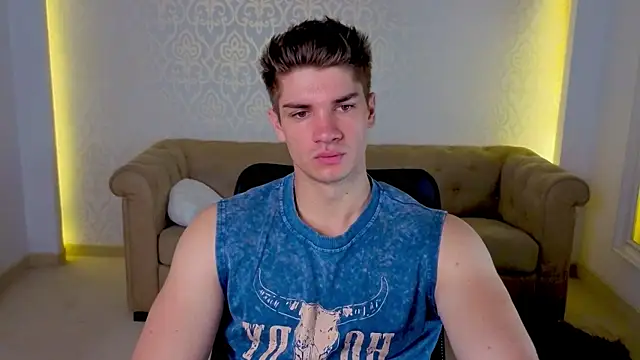MaxKaiden online show from June 2, 3:41 am