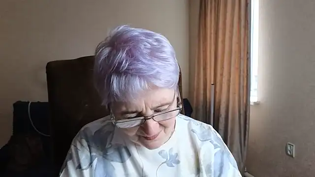 Sandra Snowflake online show from April 14, 3:56 am