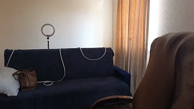 Sandra Snowflake online show from April 15, 11:28 am