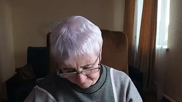 Sandra Snowflake online show from April 24, 11:12 am