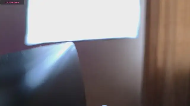 Snapshot of Sandra_Snowflake chatting on May 4, 11:06 am Sandra Snowflake online show from May 4, 11:06 am