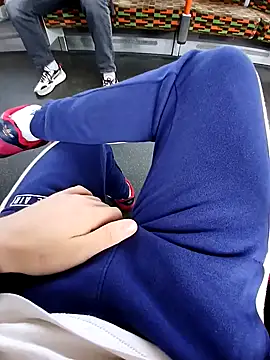 Eusuntnoulgigolo online show from February 8, 9:34 am