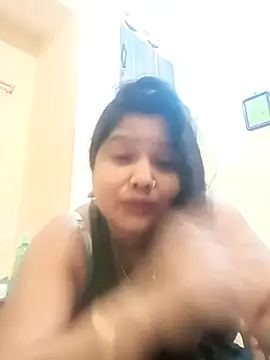Snapshot of EroticSweety chatting on February 16, 3:48 pm EroticSweety online show from February 16, 3:48 pm