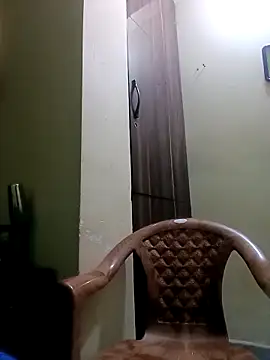 Snapshot of EroticSweety chatting on March 1, 1:51 pm EroticSweety online show from March 1, 1:51 pm