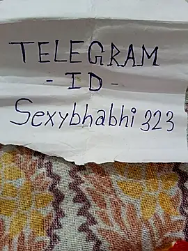 Snapshot of EroticSweety chatting on October 12, 6:29 pm EroticSweety online show from October 12, 6:29 pm