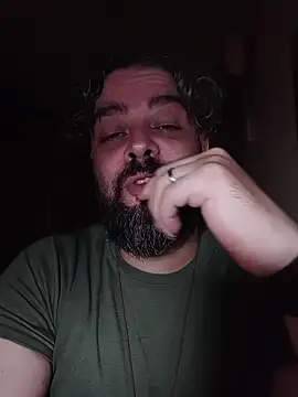 Snapshot of serpensy chatting on October 7, 8:28 pm serpensy online show from October 7, 8:28 pm