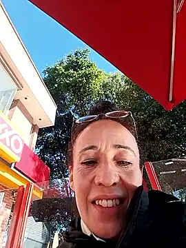 Coeur de luxure online show from January 7, 1:35 pm