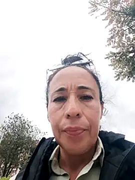 Coeur de luxure online show from April 10, 6:12 pm