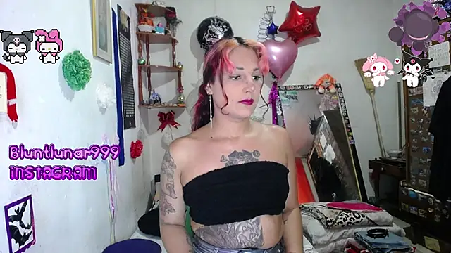 purplekattlyn online show from February 22, 6:30 pm
