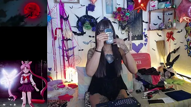 Snapshot of purplekattlyn chatting on June 4, 12:38 am purplekattlyn online show from June 4, 12:38 am