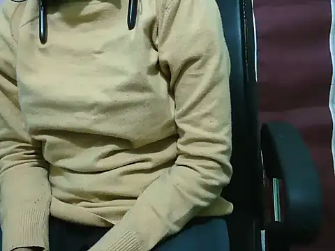 Snapshot of PreetyKitten chatting on January 11, 4:23 pm PreetyKitten online show from January 11, 4:23 pm