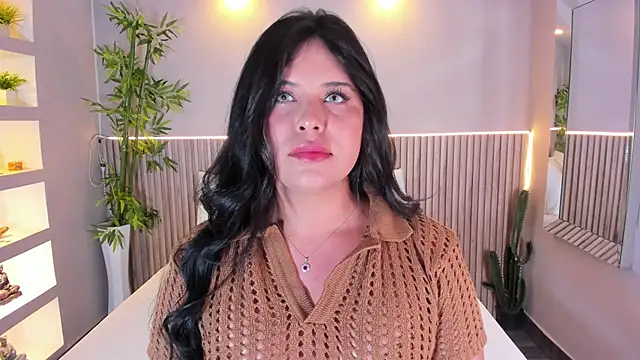 Snapshot of GeorginaReyes chatting on February 19, 10:39 pm GeorginaReyes online show from February 19, 10:39 pm