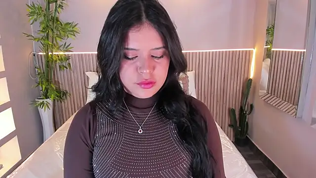 Snapshot of GeorginaReyes chatting on February 27, 10:43 pm GeorginaReyes online show from February 27, 10:43 pm