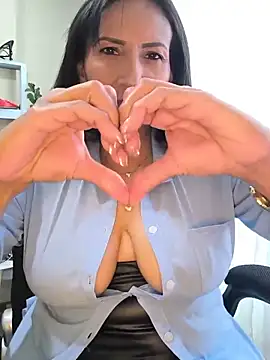 Snapshot of Mrsvictoriaaa chatting on June 12, 7:46 pm Mrsvictoriaaa online show from June 12, 7:46 pm