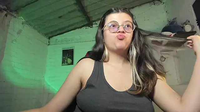 Emily  katz online show from September 8, 10:53 pm