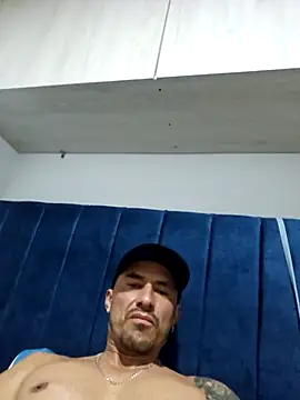 Iuver online show from February 24, 11:36 pm