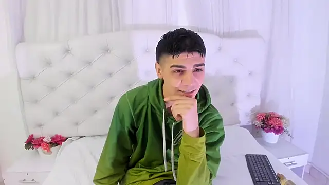 frank jhonsson online show from October 8, 7:11 pm