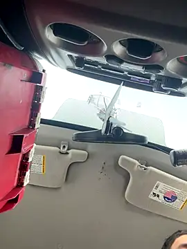 QueenM3 online show from December 15, 9:30 pm