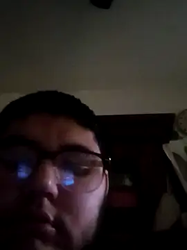 Snapshot of Bigdaddy-Marc chatting on February 17, 11:13 am Bigdaddy-Marc online show from February 17, 11:13 am