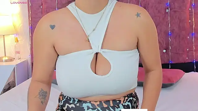 ValentinaGuerra online show from January 15, 3:33 am