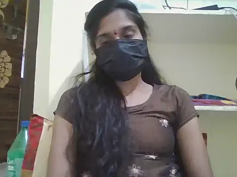 Snapshot of cutee_telugu chatting on February 24, 10:26 am cutee telugu online show from February 24, 10:26 am