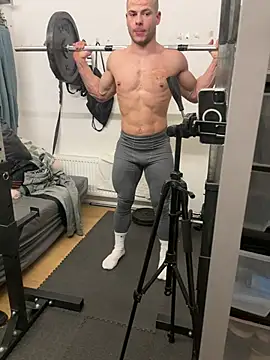 Snapshot of pesyelisa chatting on February 25, 6:42 pm pesyelisa online show from February 25, 6:42 pm