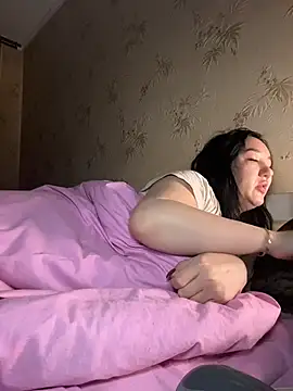 Naughtbaby 2025 online show from February 15, 11:45 pm