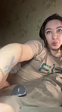 Naughtbaby 2025 online show from March 18, 1:25 pm