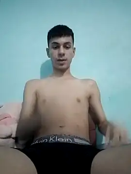 Snapshot of Johann_sex chatting on March 14, 5:05 am Johann sex online show from March 14, 5:05 am