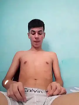 Snapshot of Johann_sex chatting on March 19, 5:06 pm Johann sex online show from March 19, 5:06 pm