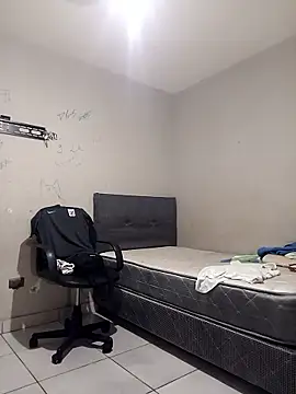 LeonRoots online show from January 11, 10:26 pm