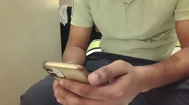 gurgaonplayboy88 online show from March 2, 12:54 pm