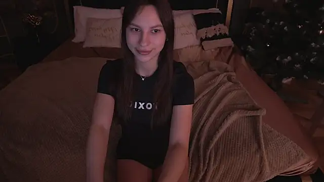 PaigePrado online show from January 6, 9:35 am