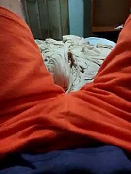 Snapshot of Gouvere chatting on November 23, 7:46 pm Gouvere online show from November 23, 7:46 pm