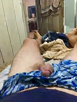 Snapshot of Gouvere chatting on November 29, 12:46 am Gouvere online show from November 29, 12:46 am