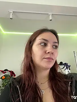 AshleySkott  online show from November 4, 8:46 am