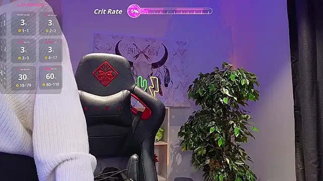 AshleySkott  online show from February 6, 8:07 am