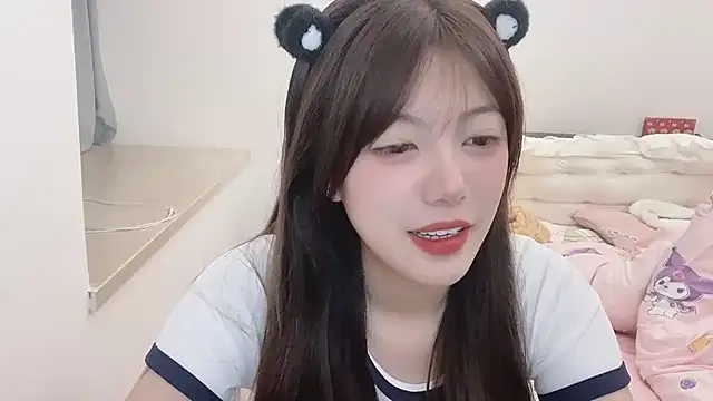 Snapshot of JayM584520 chatting on March 10, 5:39 pm JayM584520 online show from March 10, 5:39 pm