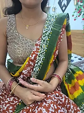 Snapshot of RealcoupleP chatting on May 18, 4:35 pm RealcoupleP online show from May 18, 4:35 pm