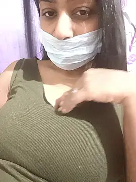 COZY ROZI online show from January 18, 12:53 pm