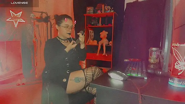 OnyxDiosaGotica online show from October 12, 2:43 am