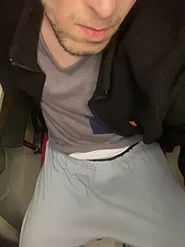 Snapshot of BaltacZ chatting on February 21, 10:26 pm BaltacZ online show from February 21, 10:26 pm