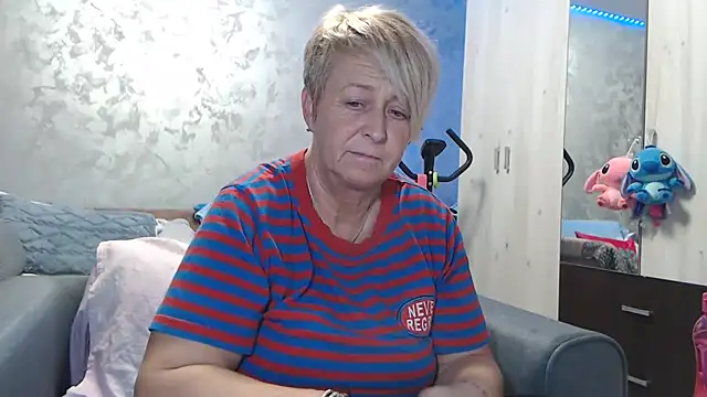 RosesandLillies online show from March 2, 5:53 pm