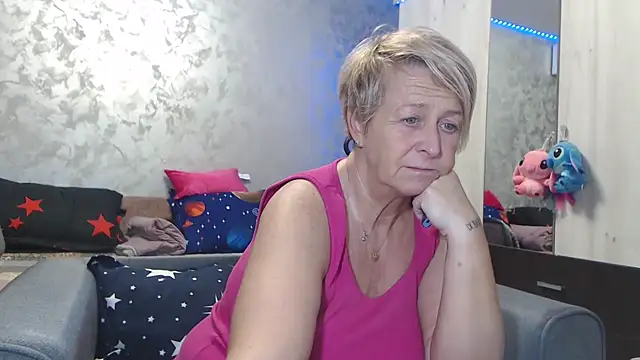 RosesandLillies online show from March 23, 6:34 pm