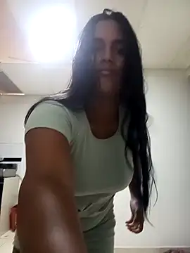 Snapshot of victoria_roussee chatting on March 4, 12:22 pm victoria roussee online show from March 4, 12:22 pm