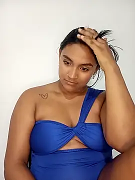 Snapshot of victoria_roussee chatting on March 20, 9:26 am victoria roussee online show from March 20, 9:26 am