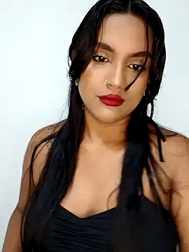 Snapshot of victoria_roussee chatting on March 21, 5:54 am victoria roussee online show from March 21, 5:54 am