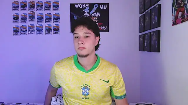 Snapshot of jack_walker190 chatting on May 4, 2:51 am jack walker190 online show from May 4, 2:51 am