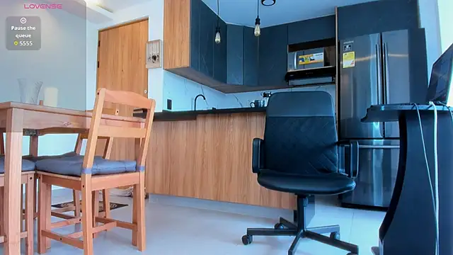 fitnolan online show from March 11, 1:39 pm