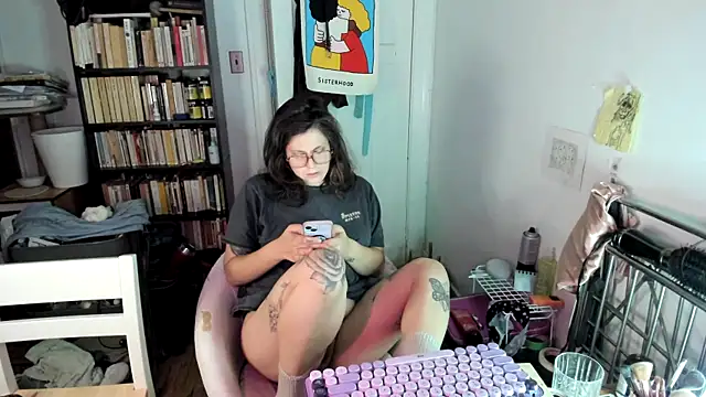 Rosiee69  online show from November 23, 12:49 pm